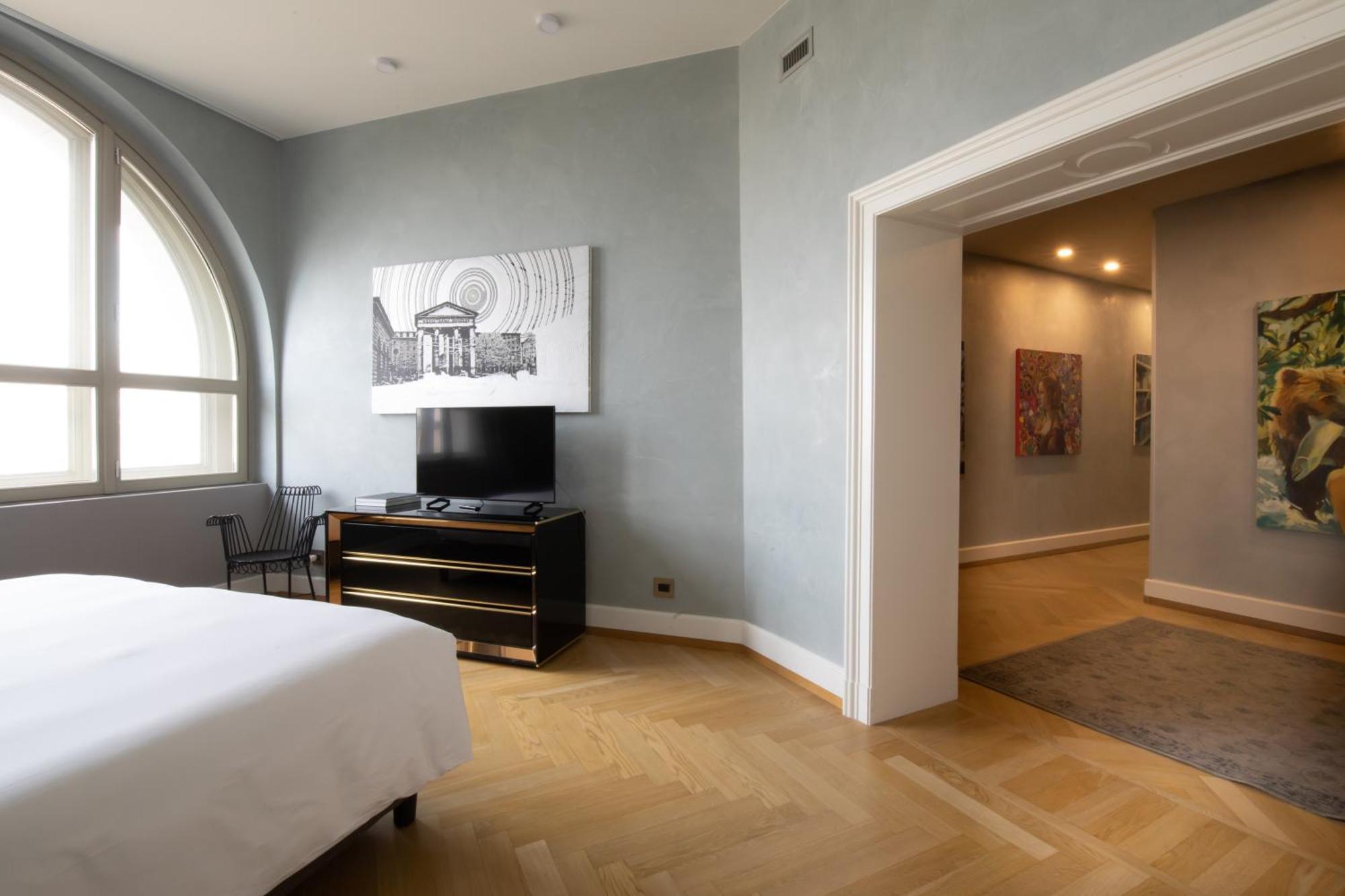 Hotel Galleria Vik 5*